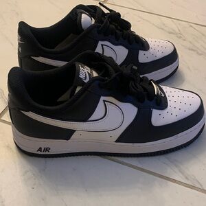 Nike Air Force 1 Sz9